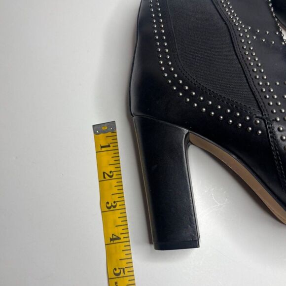 Vince Camuto Basila Studded Leather Ankle Boots Booties Womens Designer Western - Picture 12 of 12